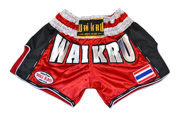 pantalón muay thai carbono wai kru rojo lateral negro pantalón muay thai carbono wai kru rojo lateral negro